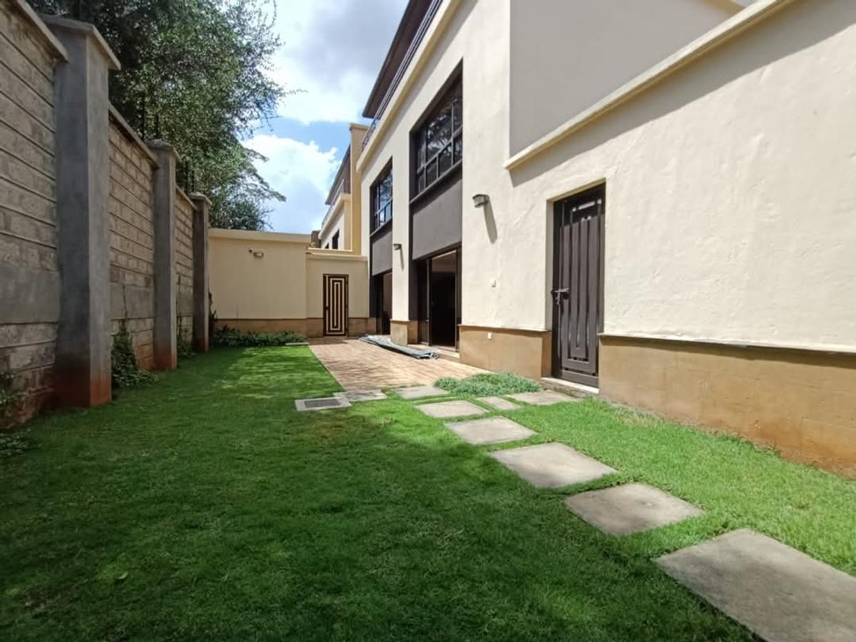 5 Bed Townhouse with Staff Quarters in Lavington - 14