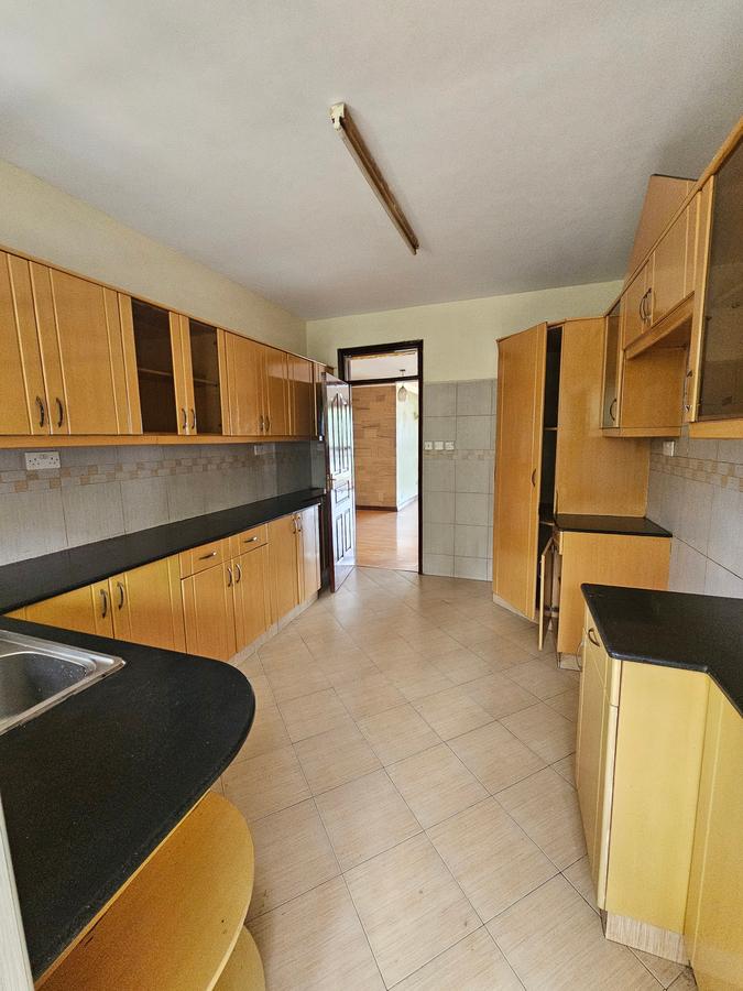 3 Bed Apartment with En Suite at Kileleshwa - 8