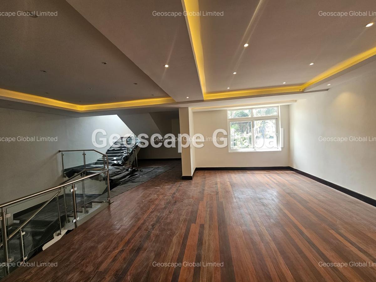 4 Bed House with En Suite in Runda - 6