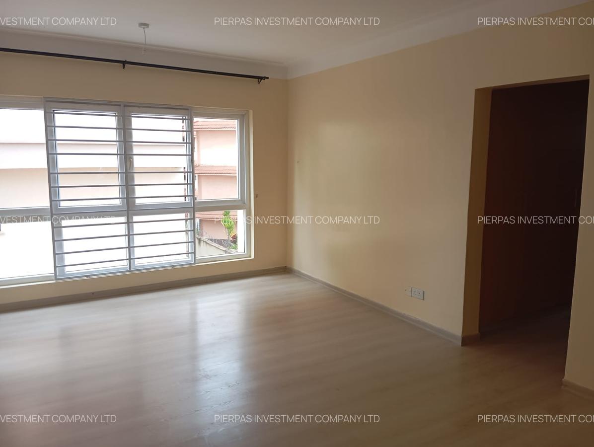 Serviced 3 Bed Apartment with En Suite in Westlands Area - 14