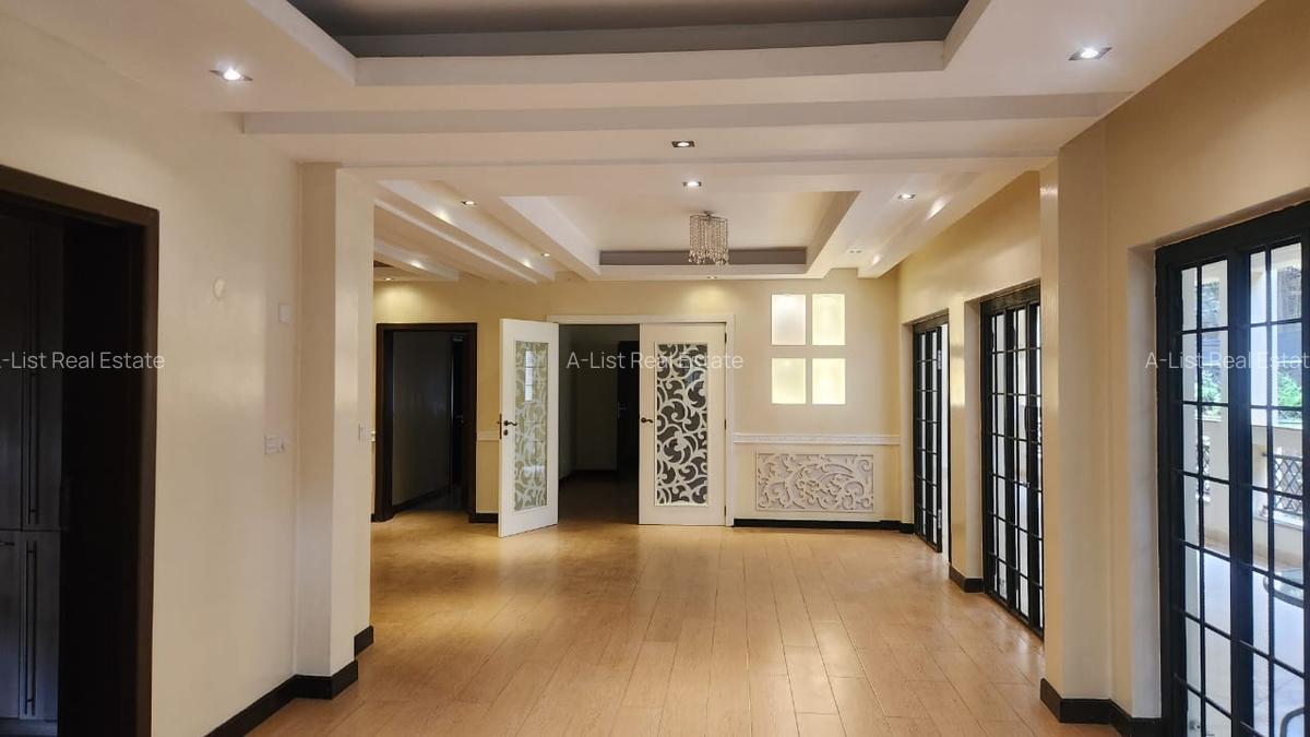 3 Bed Apartment with En Suite at Chania Avenue - 12