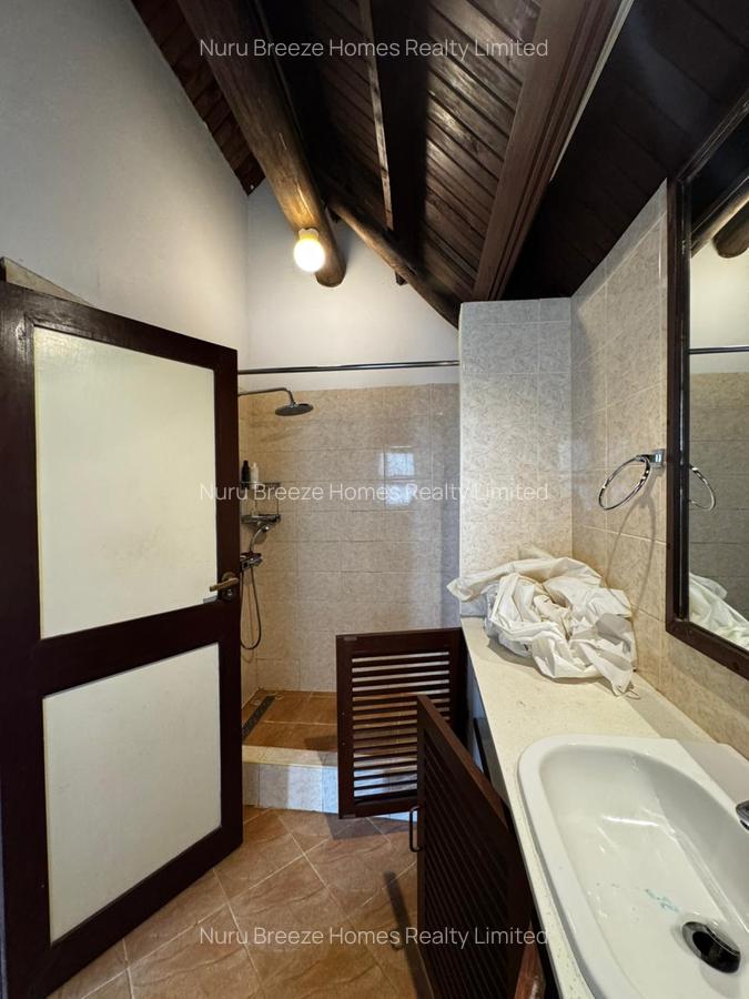 3 Bed House with Staff Quarters in Nyari - 10