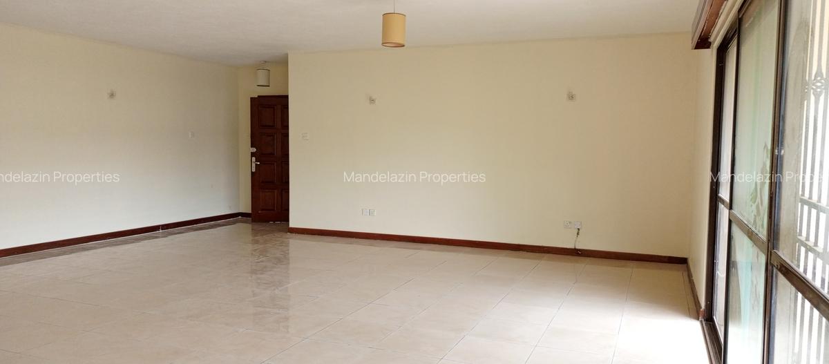 4 Bed Apartment with En Suite at Brookside Drive - 4