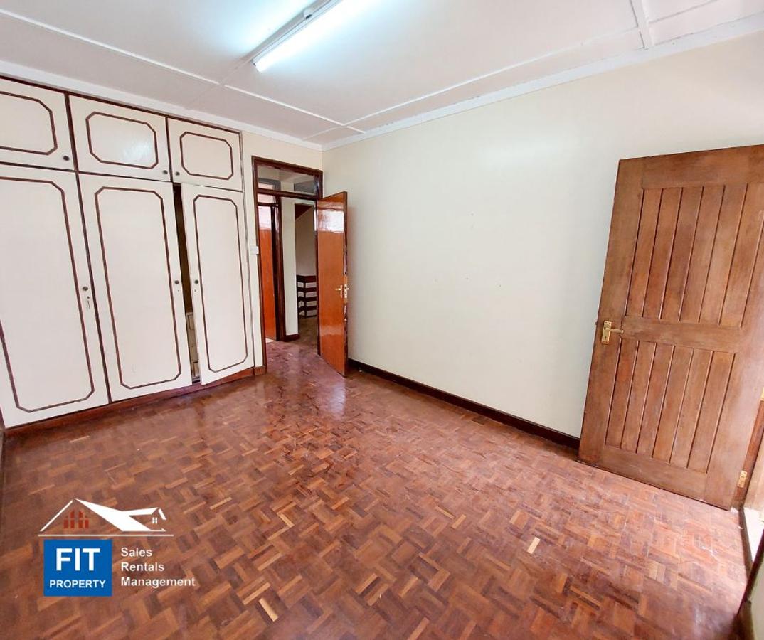 4 Bed Townhouse with En Suite at Kileleshwa - 13