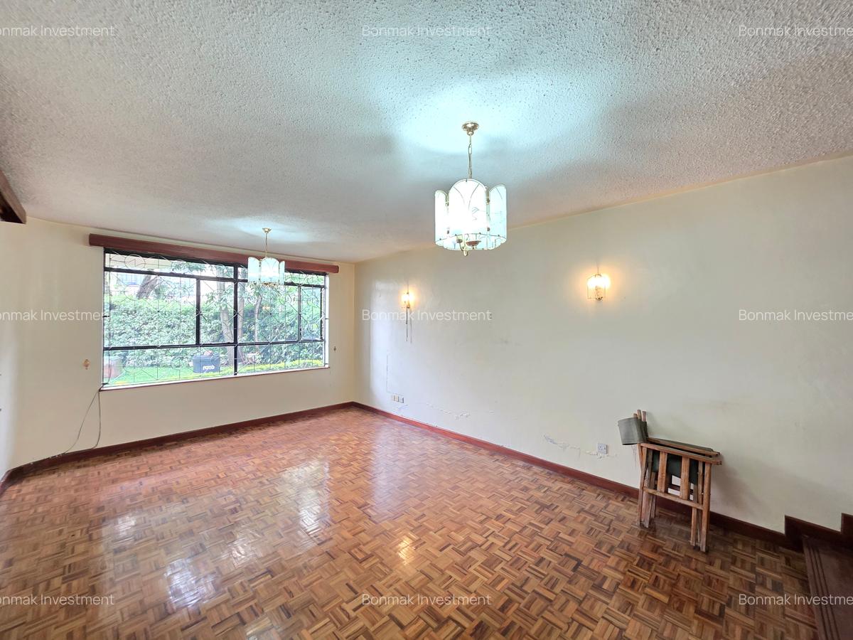 4 Bed Townhouse with En Suite at Valley Arcade. - 6