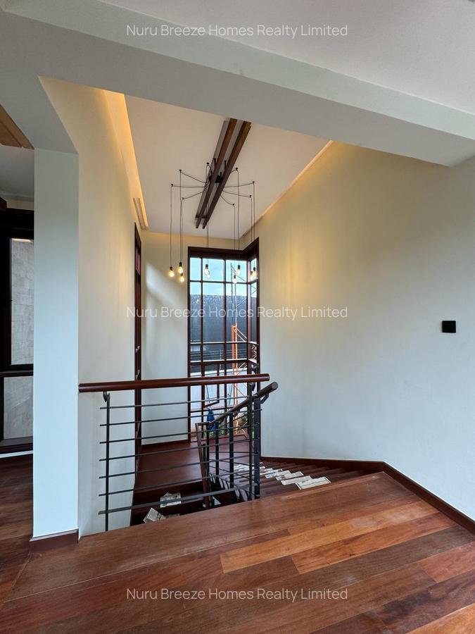 4 Bed House with En Suite in Runda - 6