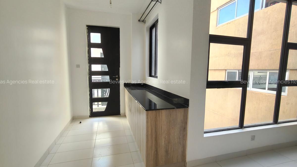 4 Bed Apartment with En Suite at Parklands - 5