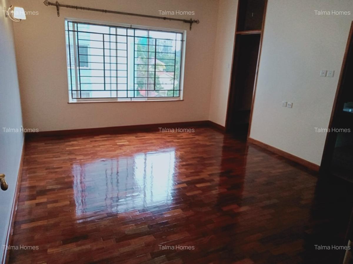 3 Bed Apartment with En Suite at Rhapta Road - 5