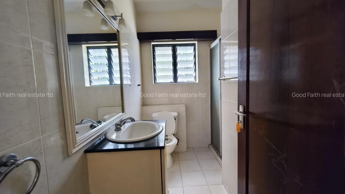 5 Bed House with En Suite in Gigiri - 13