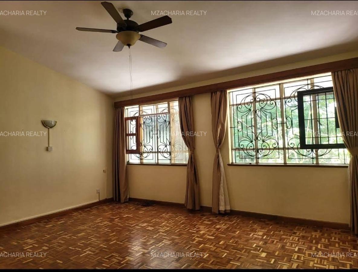 5 Bed Townhouse with En Suite in Nyari - 8