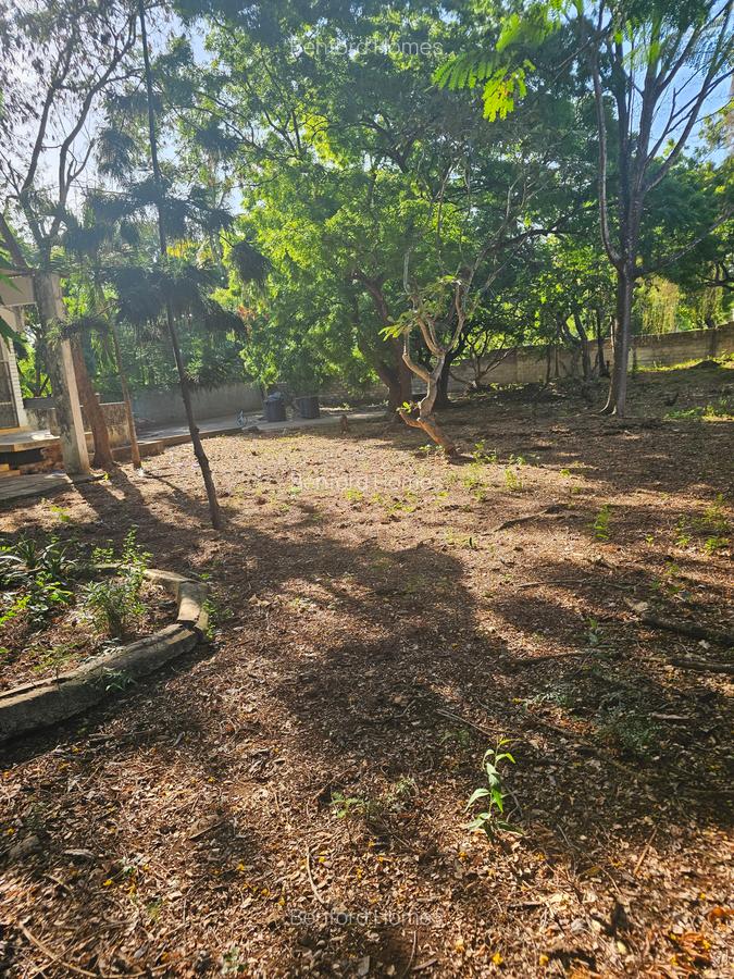 1 ac Land at Nyali - 1