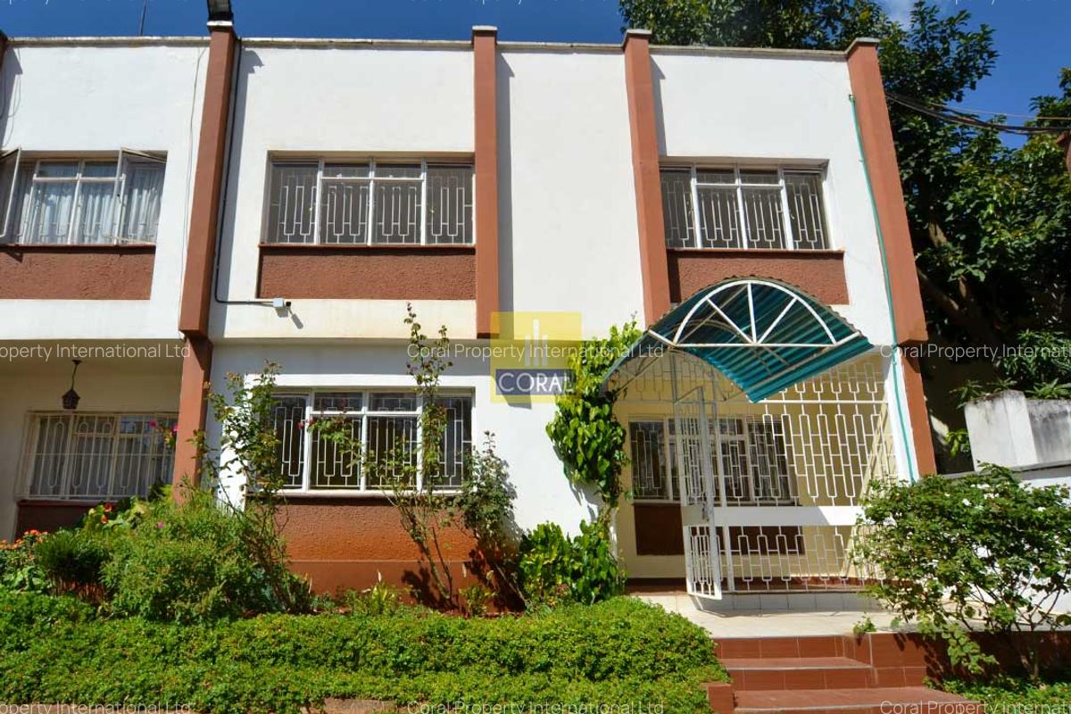 4 Bed Townhouse in Westlands Area - 1