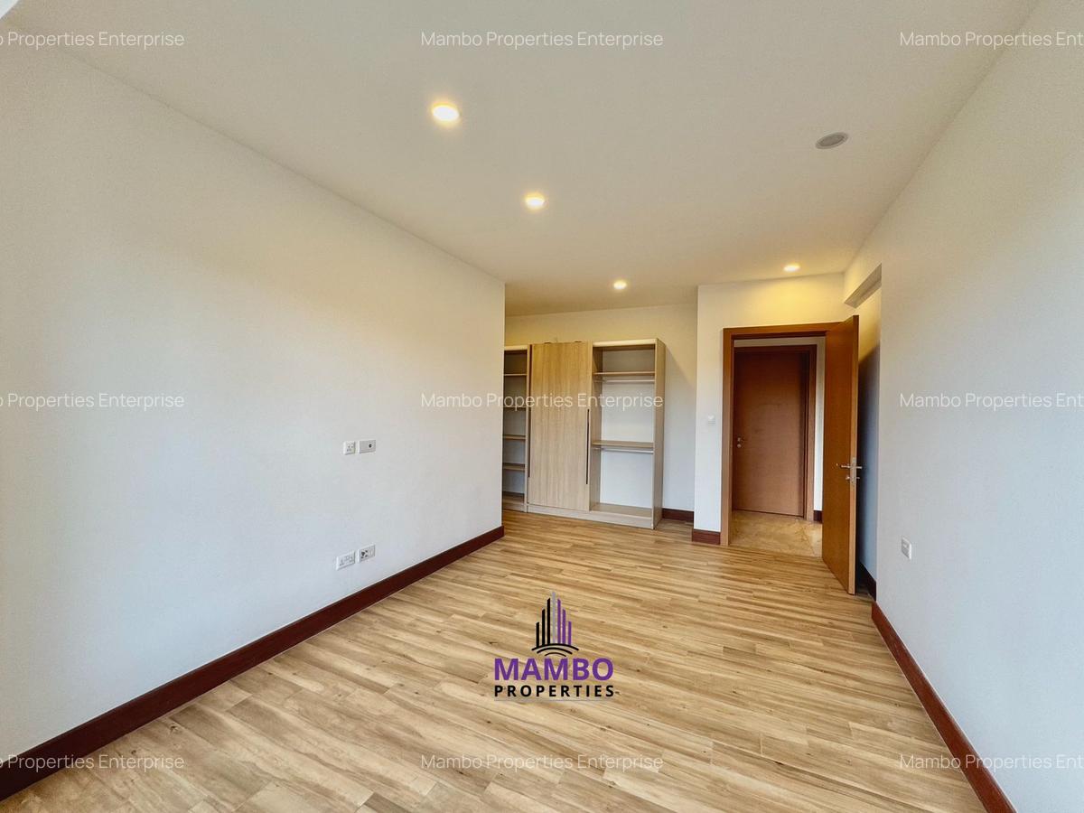 3 Bed Apartment with En Suite at City Park Drive - 8