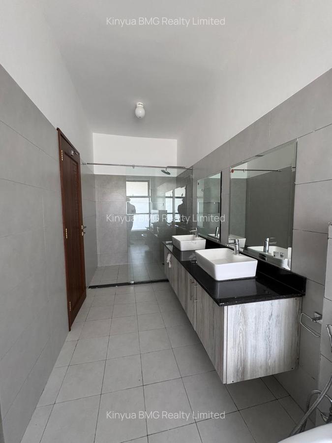 4 Bed Apartment with En Suite in Nyali Area - 9