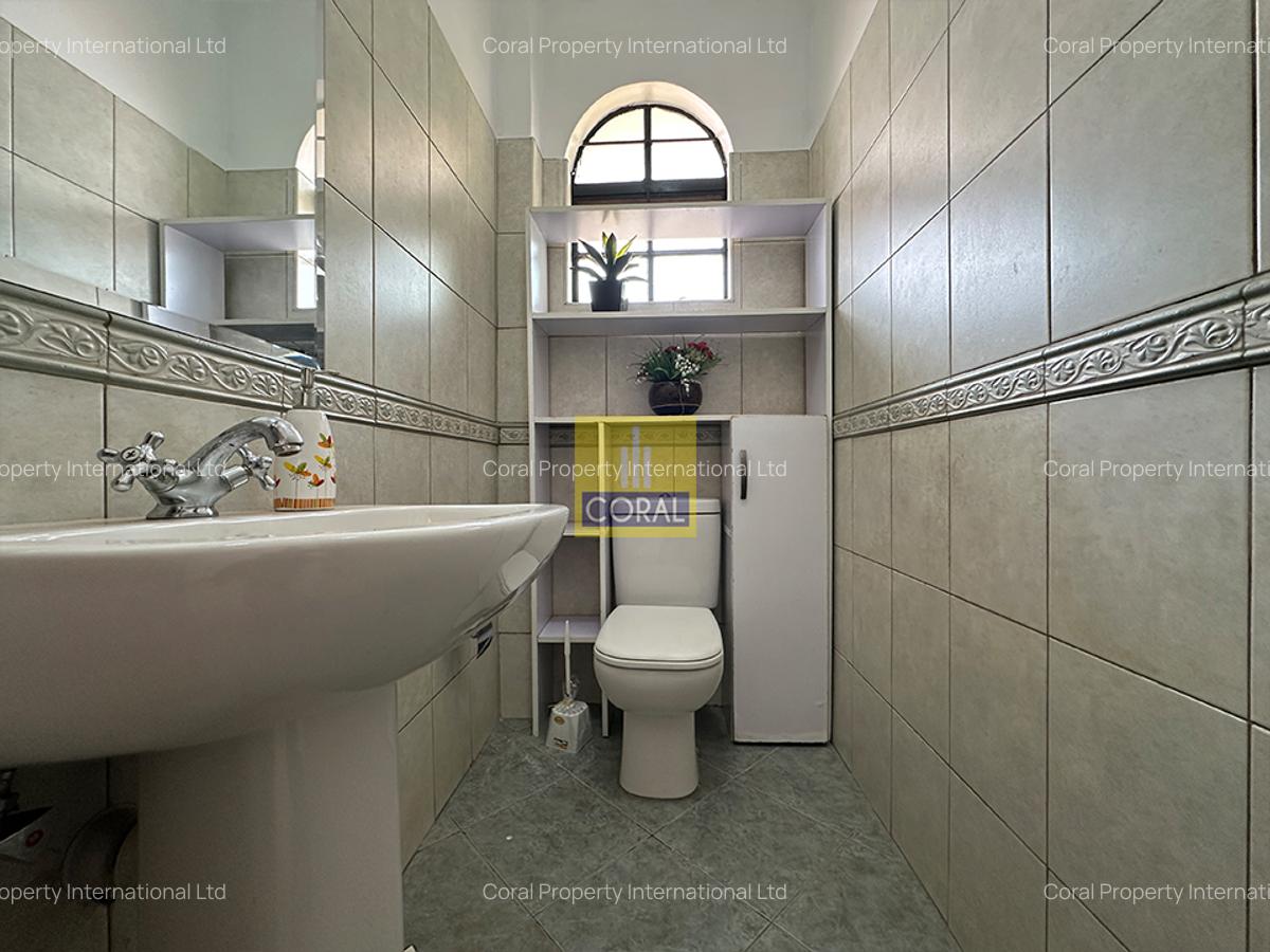 4 Bed Townhouse in Kiambu Road - 9