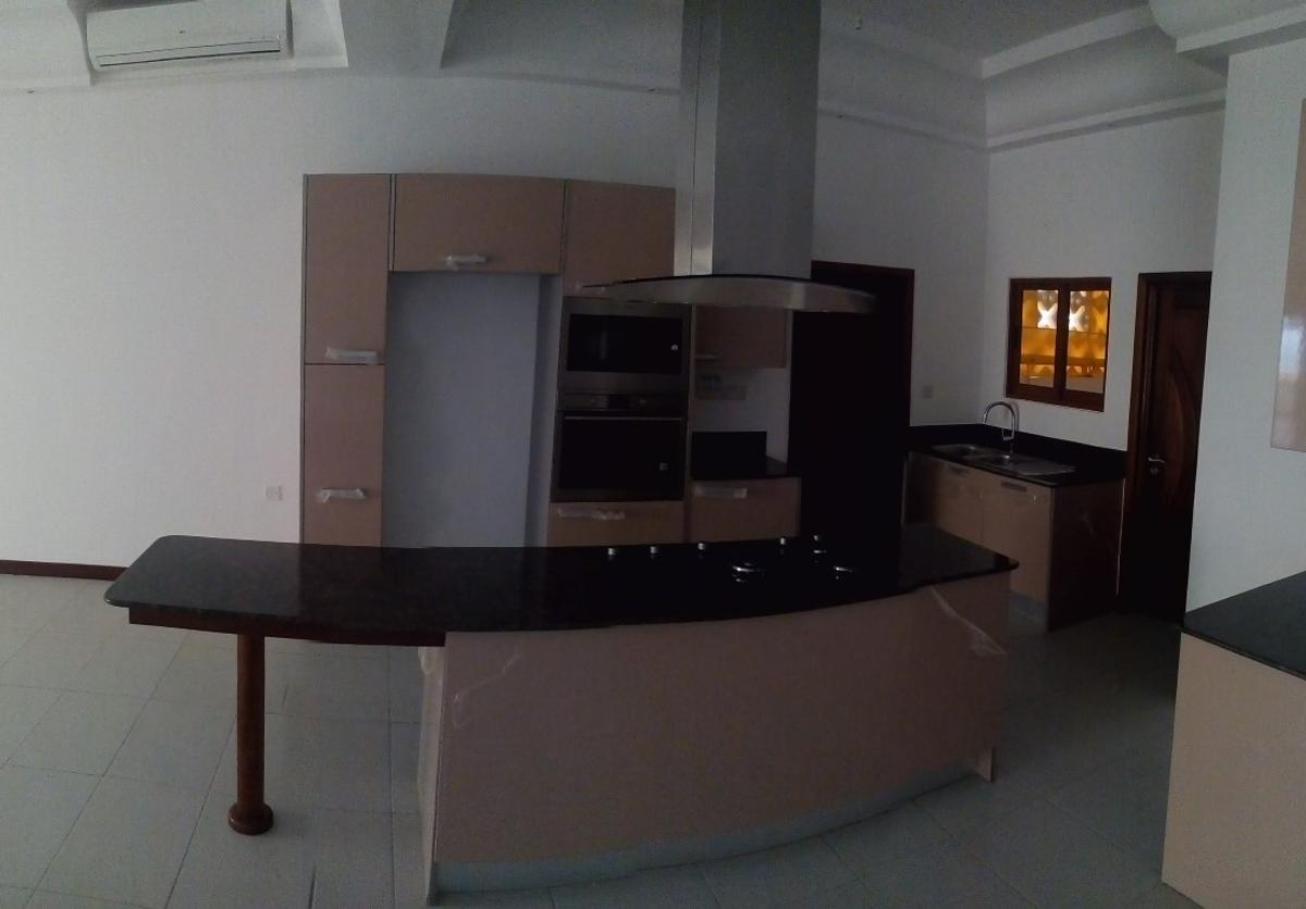 3 Bed Apartment with En Suite in Nyali Area - 3