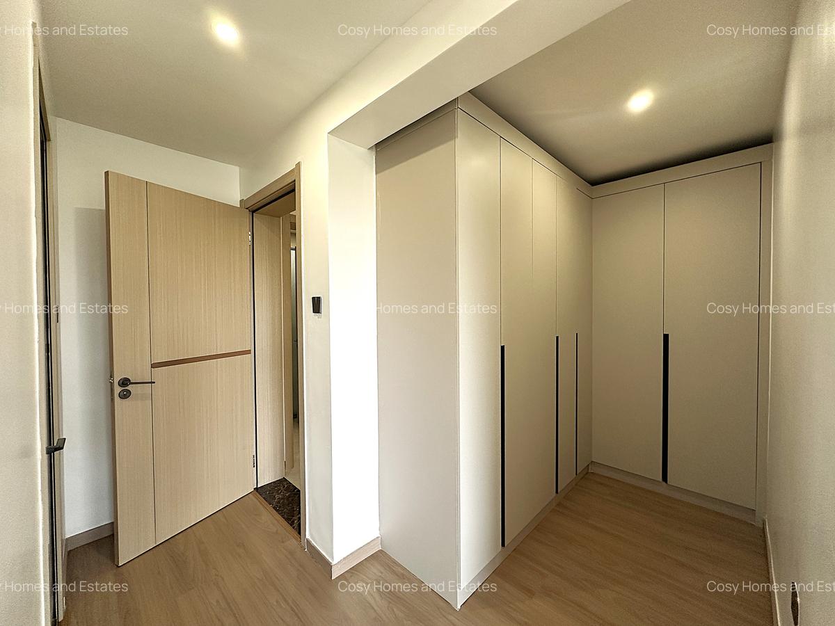 3 Bed Apartment with En Suite at Lavington - 13