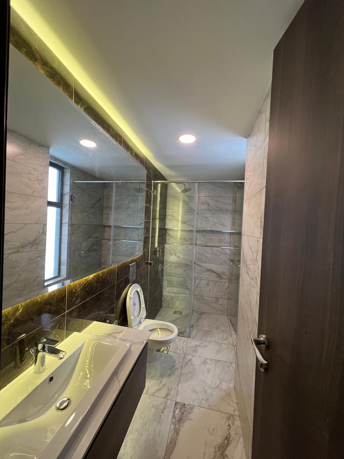 3 Bed Apartment with En Suite in Westlands Area - 12