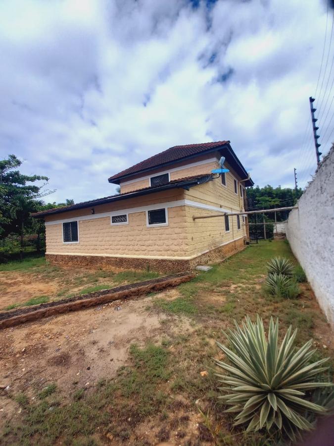 3 Bed House with En Suite in Ukunda - 10