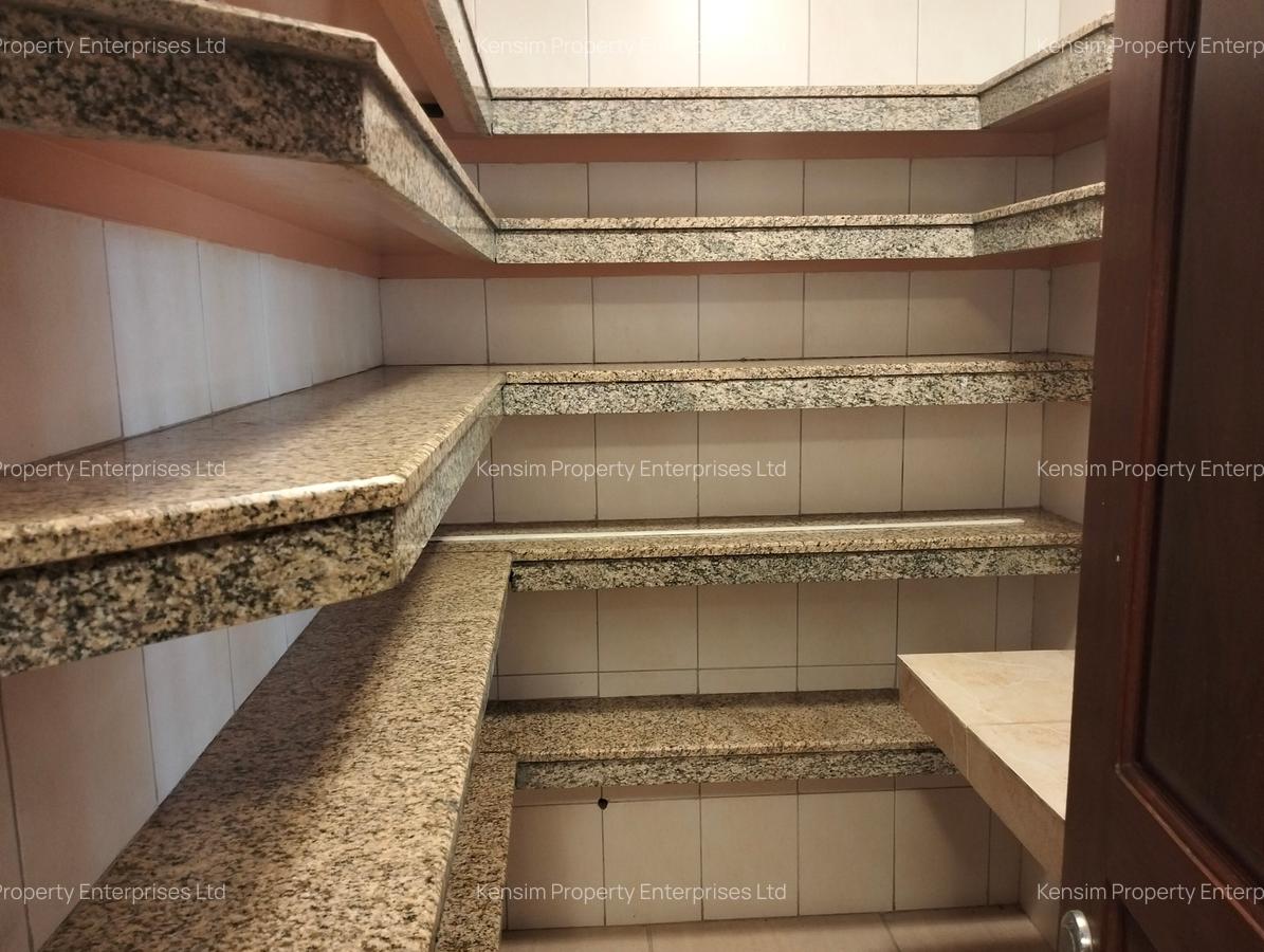 4 Bed Townhouse with En Suite in Lower Kabete - 5