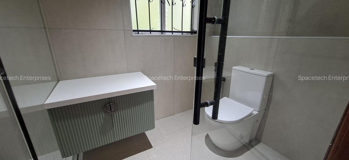 4 Bed House with En Suite in Muthaiga - 14