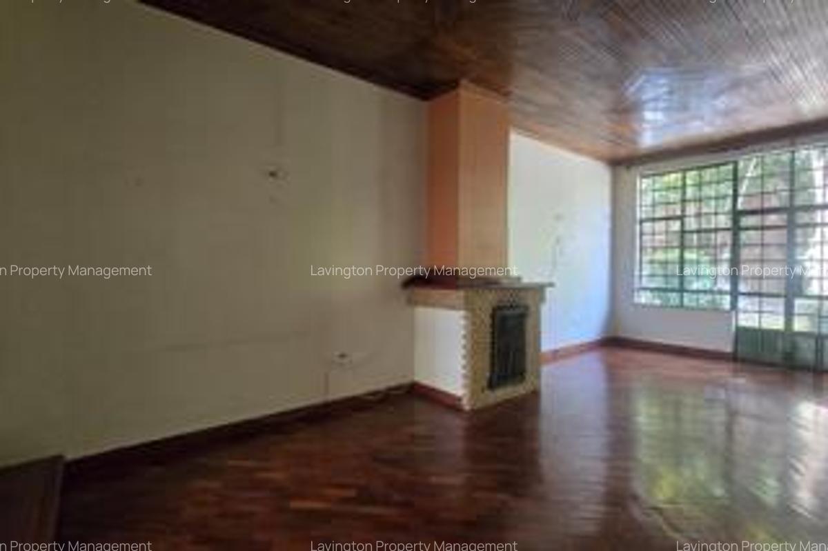 4 Bed Townhouse with En Suite at Lavington Green - 11
