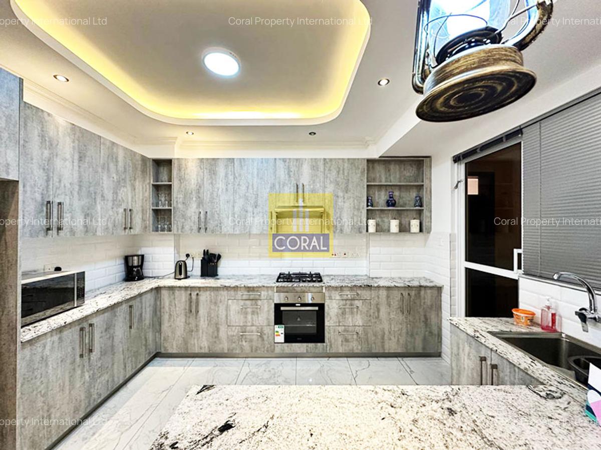 2 Bed Apartment in Brookside - 5