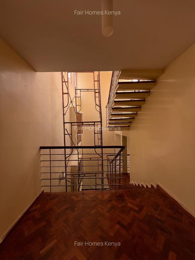 4 Bed Townhouse with En Suite at Lavington Green - 5