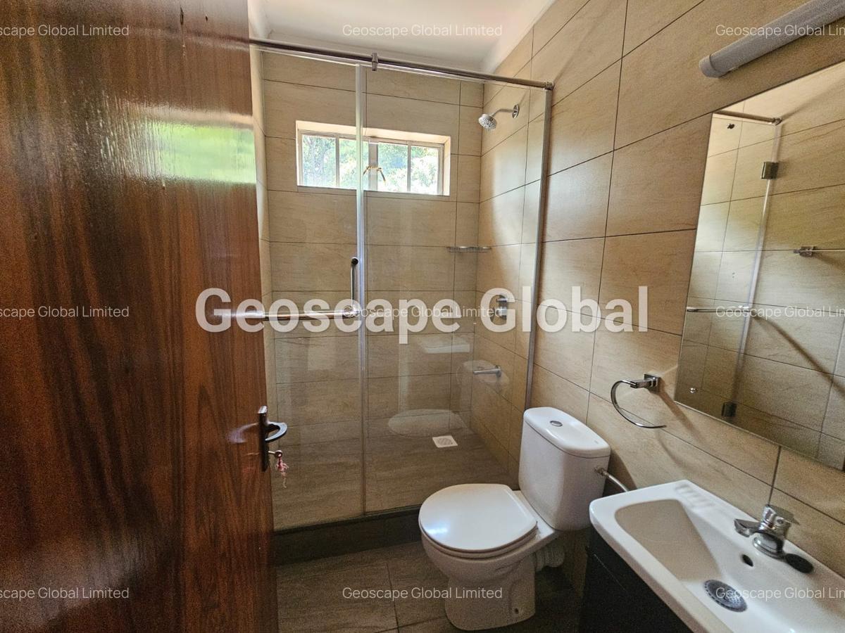 4 Bed House with En Suite in Gigiri - 10