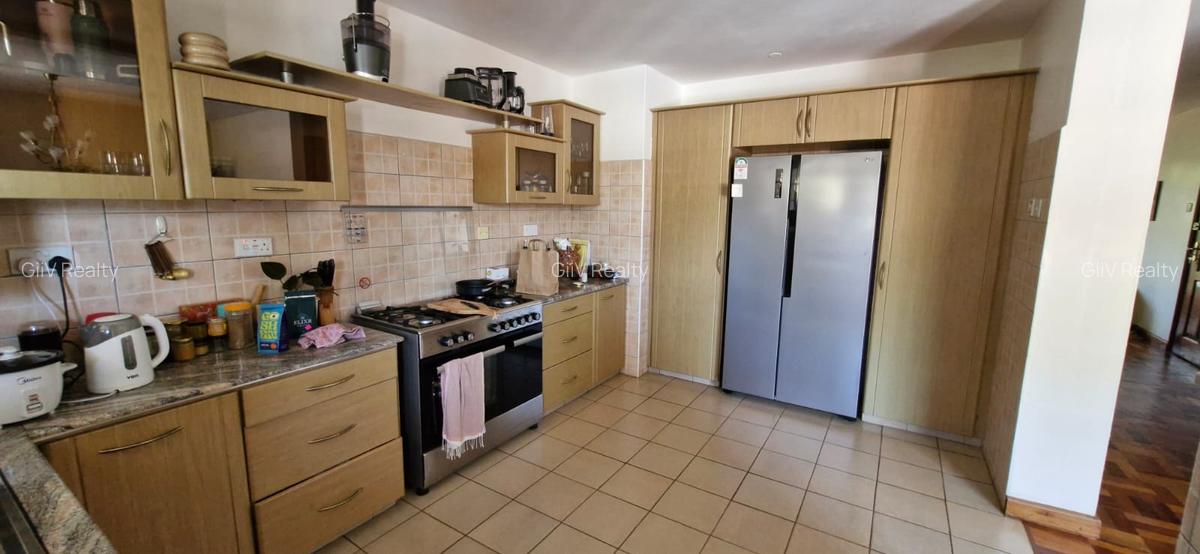 3 Bed Apartment with En Suite in Westlands Area - 7