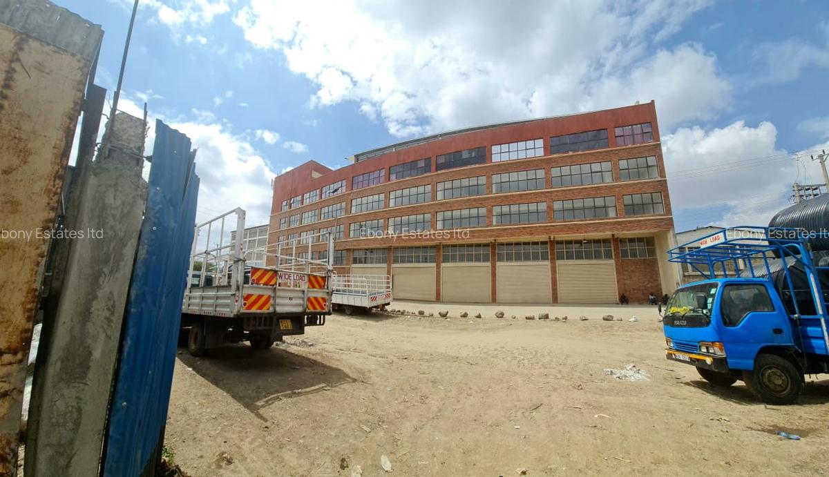 1,000 m² Commercial Property with Service Charge Included in Embakasi - 9