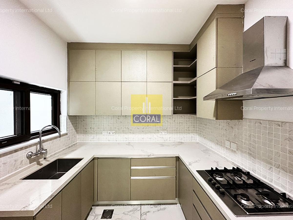 5 Bed Townhouse with En Suite in Westlands Area - 5