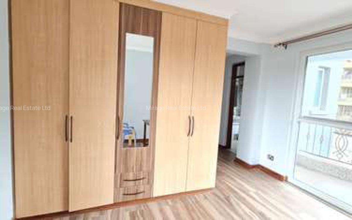 3 Bed Apartment with Gym in Garden Estate - 16