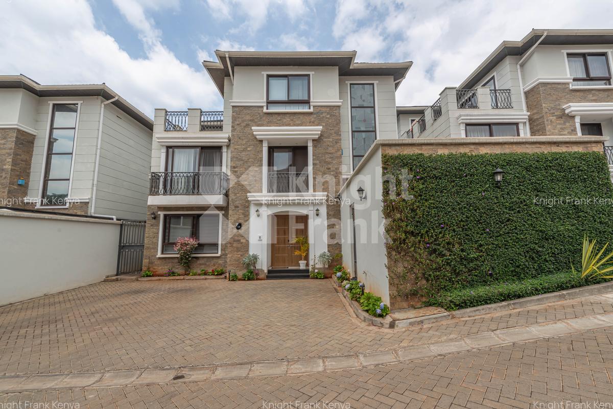 4 Bed House with En Suite at Peponi Road - 17