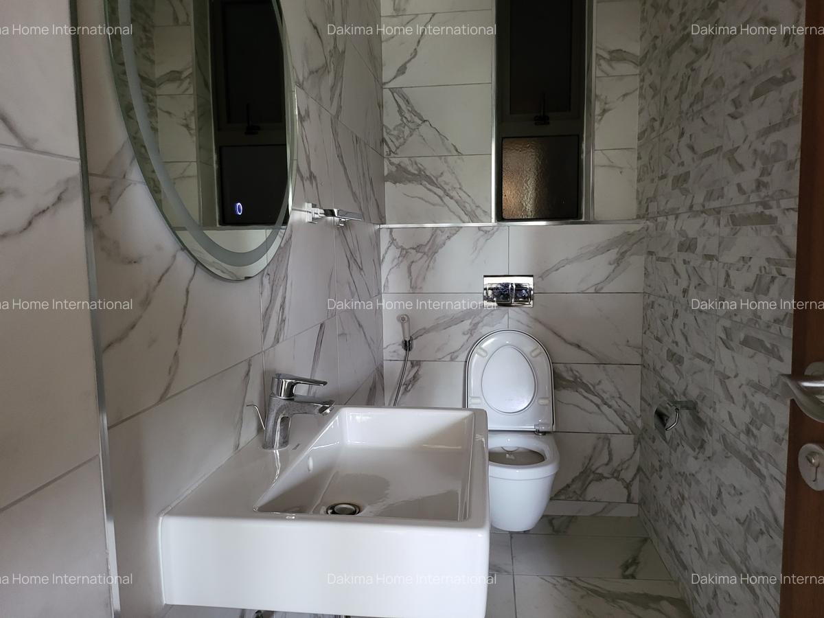 Furnished 2 Bed Apartment with En Suite in Rhapta Road - 12