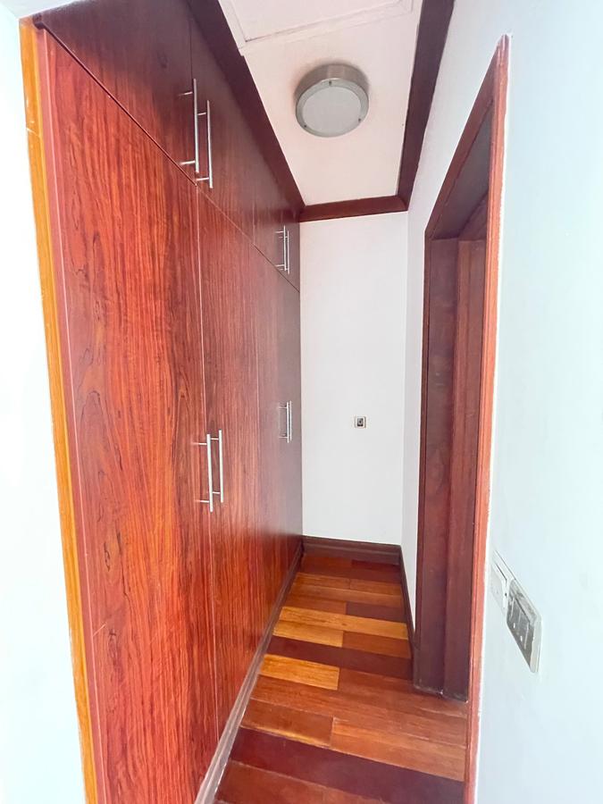 4 Bed Villa with En Suite in Kitisuru - 11