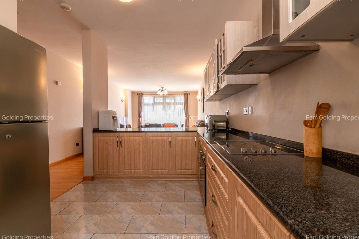 Furnished 1 Bed Apartment with En Suite in Westlands Area - 6