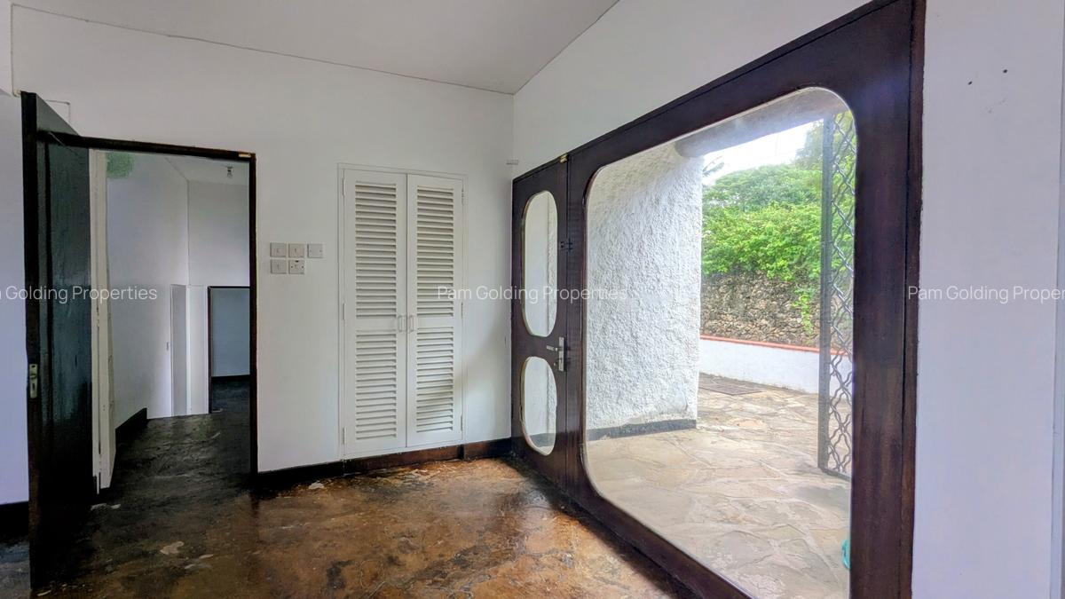 3 Bed House with En Suite at Greenwood - 5