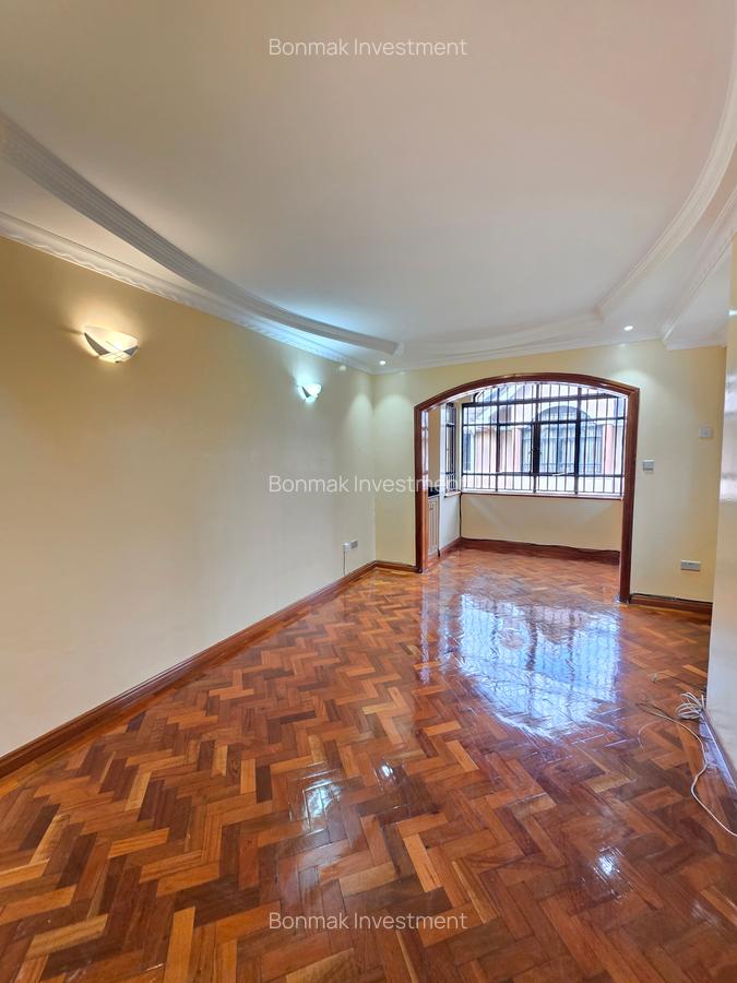 4 Bed Townhouse with En Suite at Lavington Green - 18