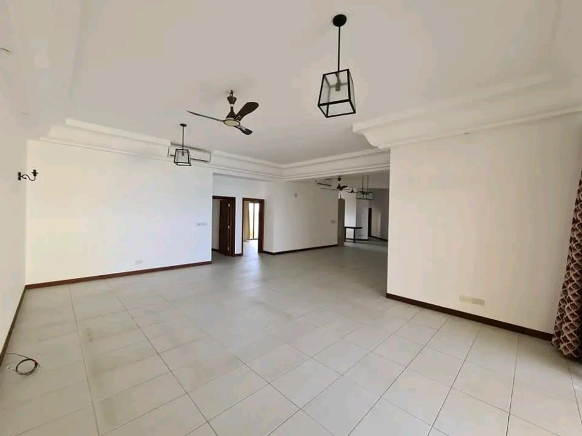 3 Bed Apartment with En Suite at Mwamba Drive - 11