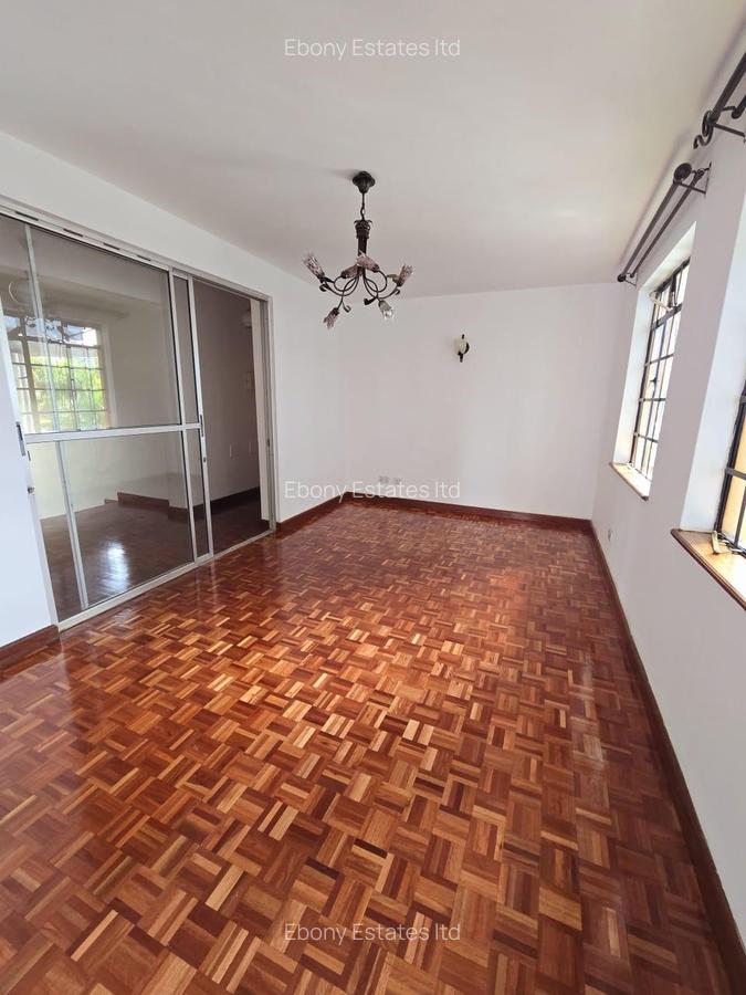 5 Bed Townhouse with En Suite in Lavington - 8
