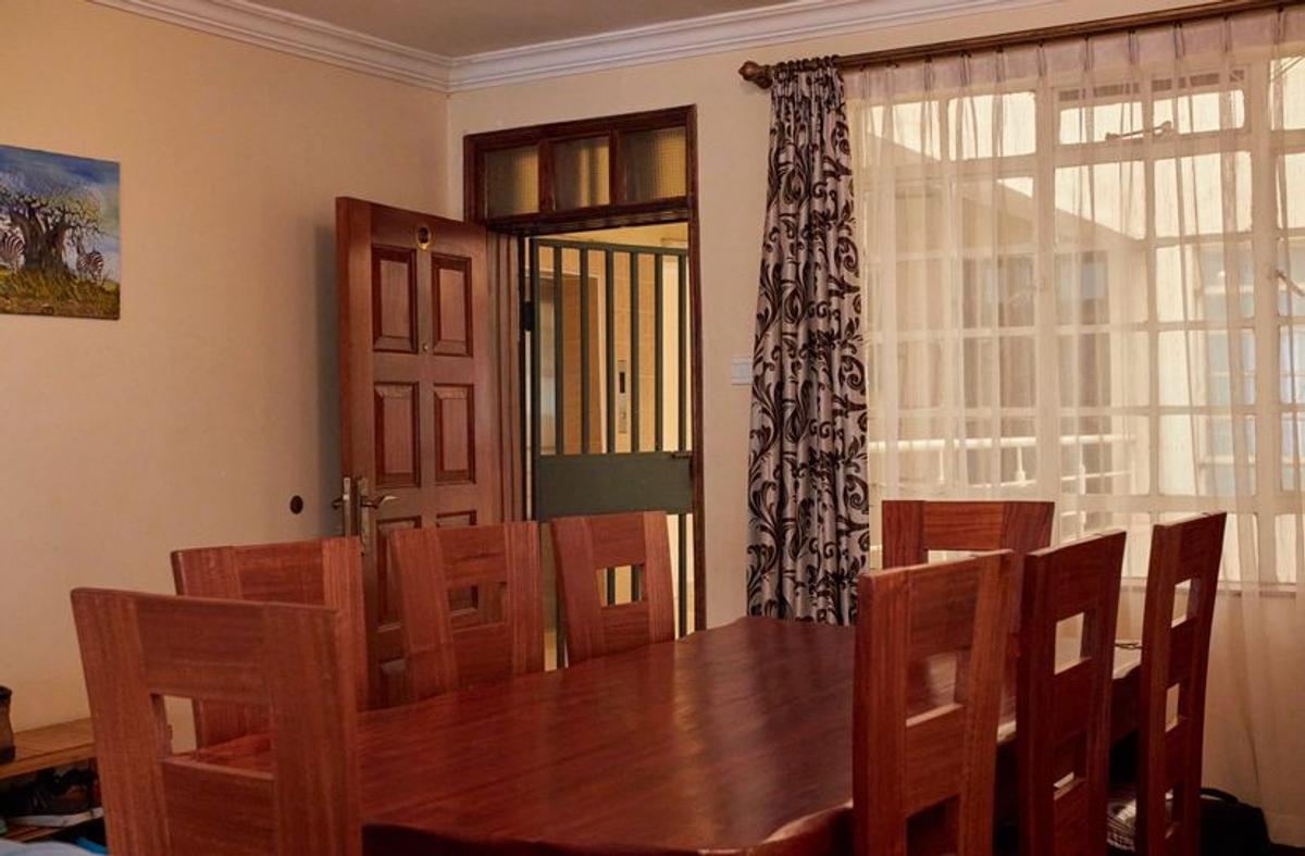 2 Bed Apartment with En Suite in Lavington - 12