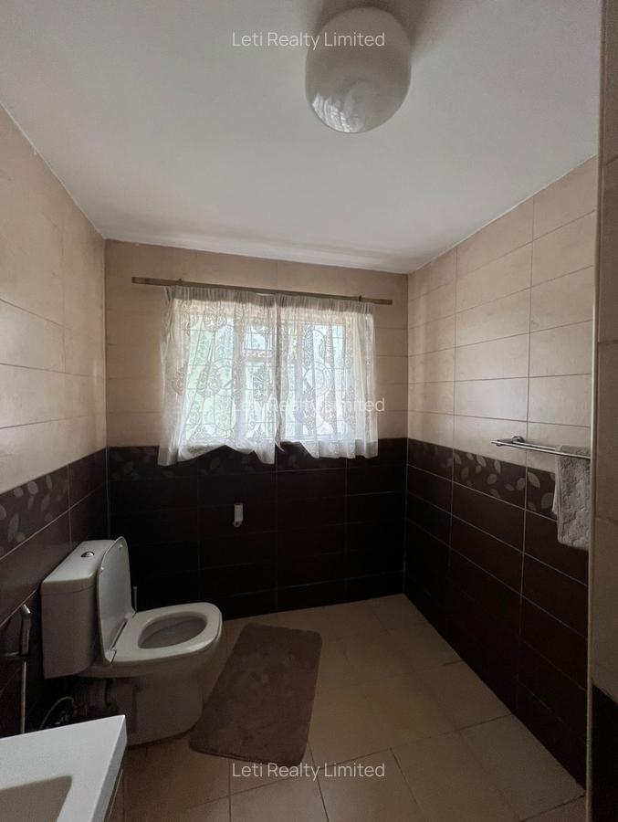 Commercial Property with Fibre Internet in Lavington - 10