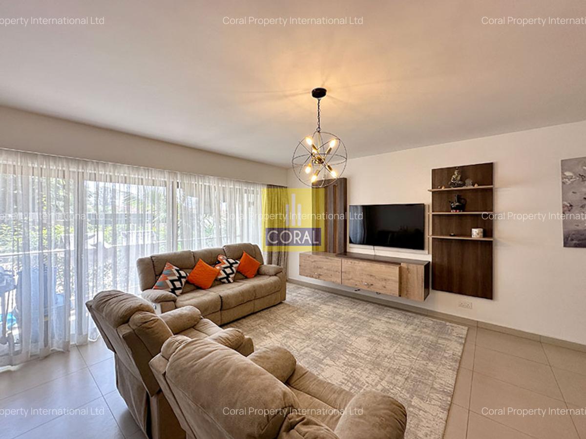 2 Bed Apartment with En Suite in Lavington - 1