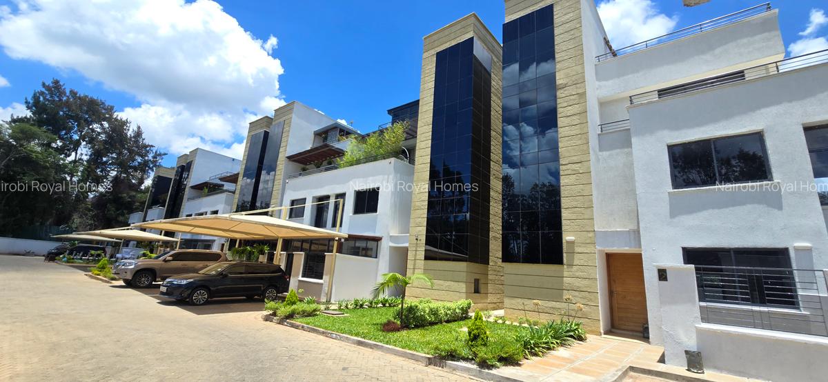 5 Bed Townhouse with En Suite at Lavington Green - 2