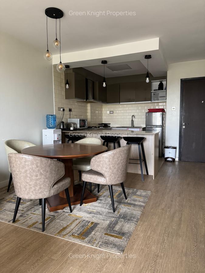 Serviced 1 Bed Apartment with En Suite in Riverside - 12