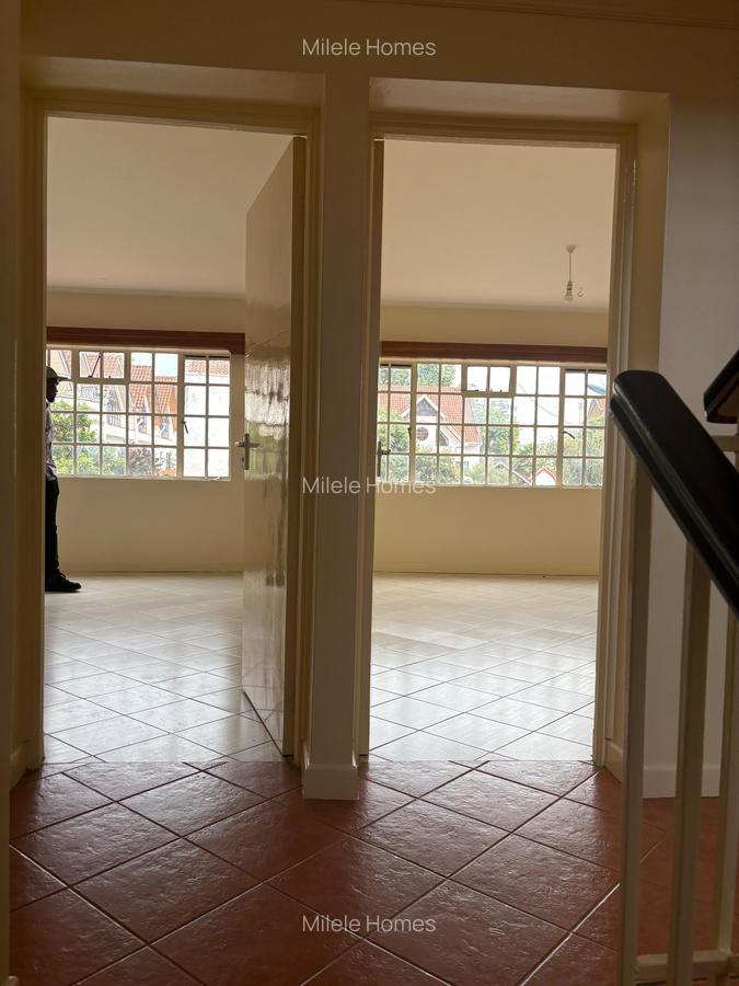 4 Bed Townhouse with En Suite at Matundu Lane - 4