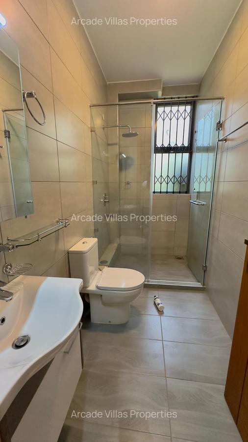 7 Bed Townhouse with En Suite at Kitisuru - 13