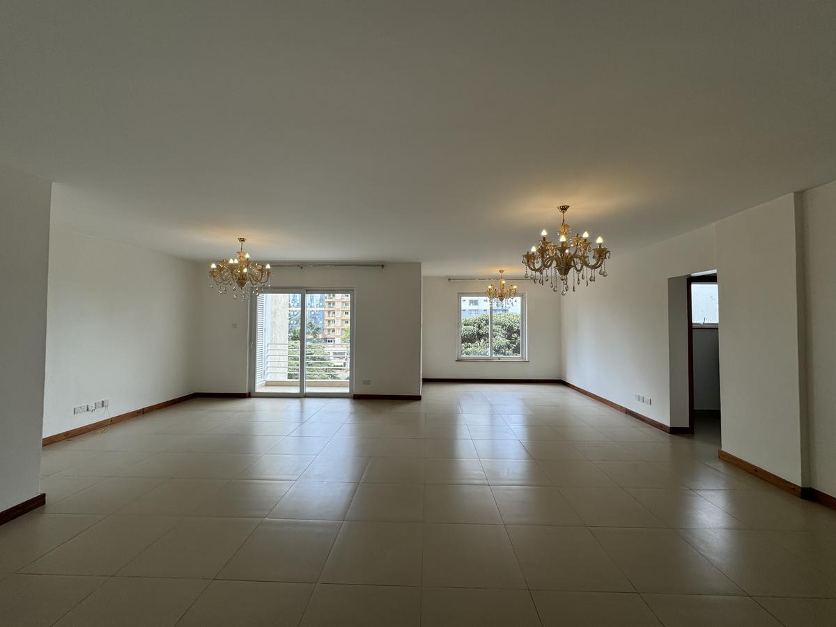 3 Bed Apartment with En Suite in Kilimani - 6