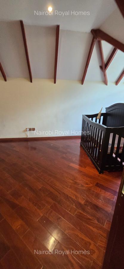 5 Bed Townhouse with En Suite at Lavington Green - 7